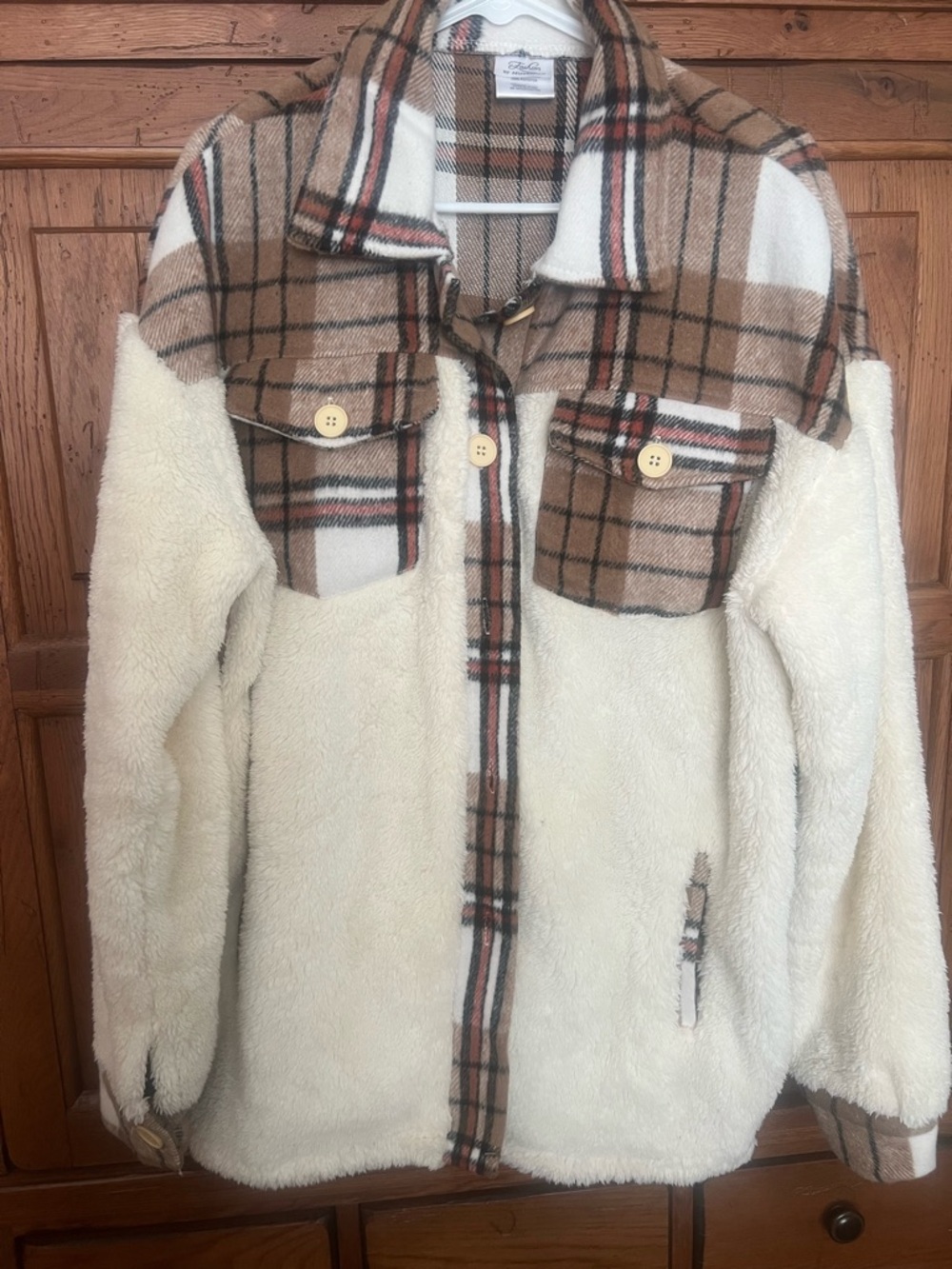 Cozy Plaid Sherpa Jacket - Cream & Tan